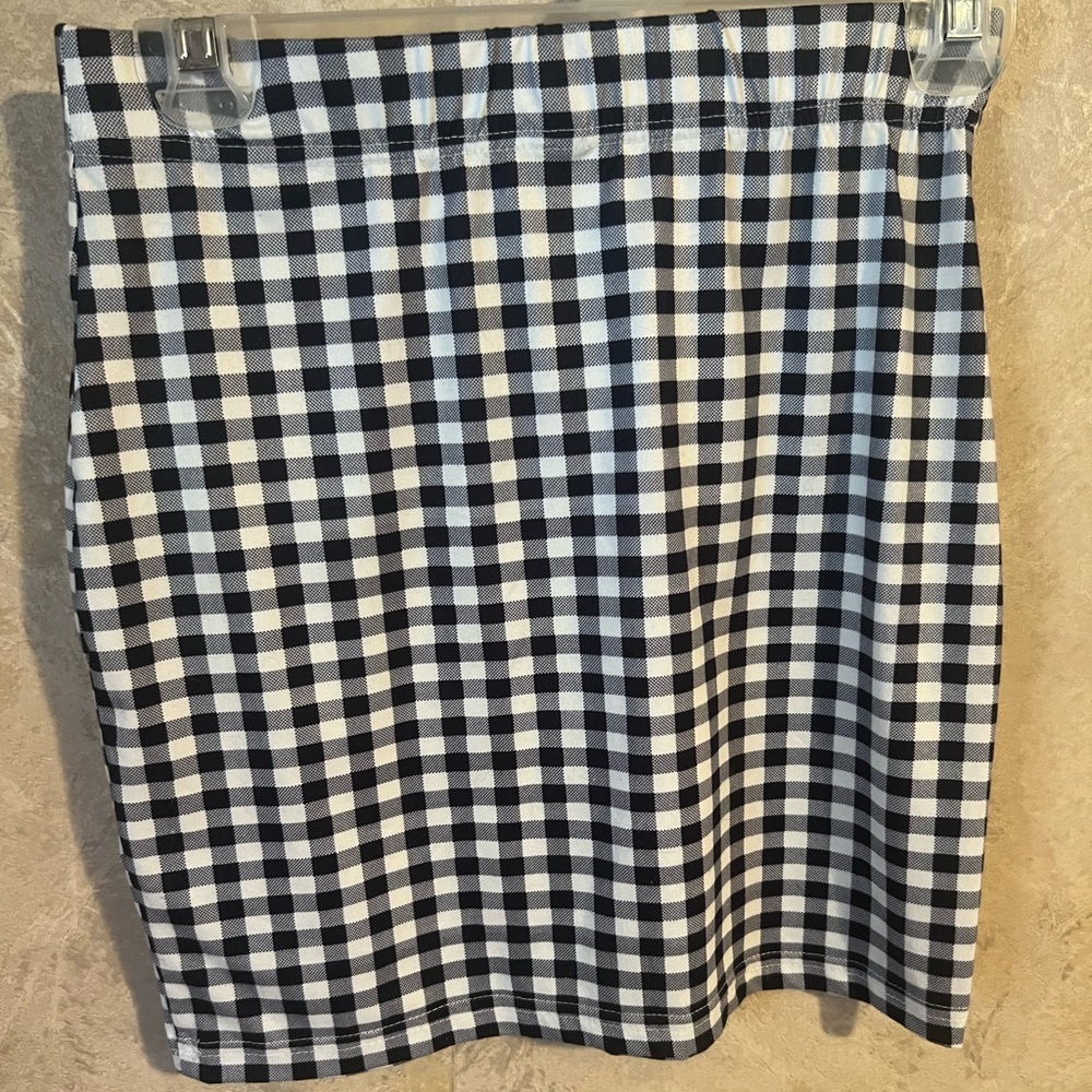 SHEIN stretchy mini plaid skirt size small